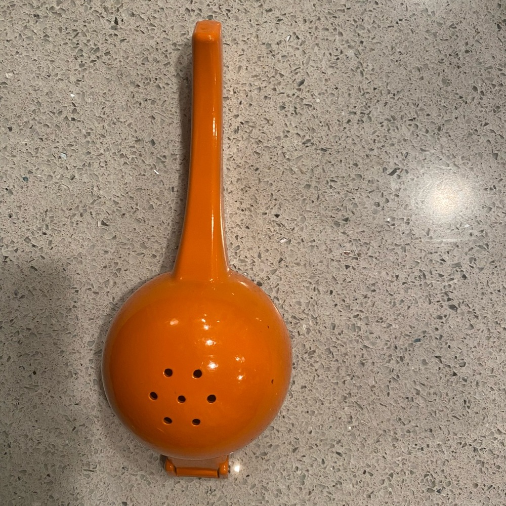 Citrus Juicer - Picture 2 of 3